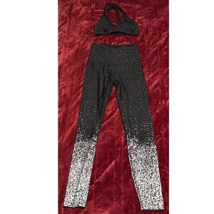 Beyond Yoga Black Metallic Silver Ombre Athletic Set